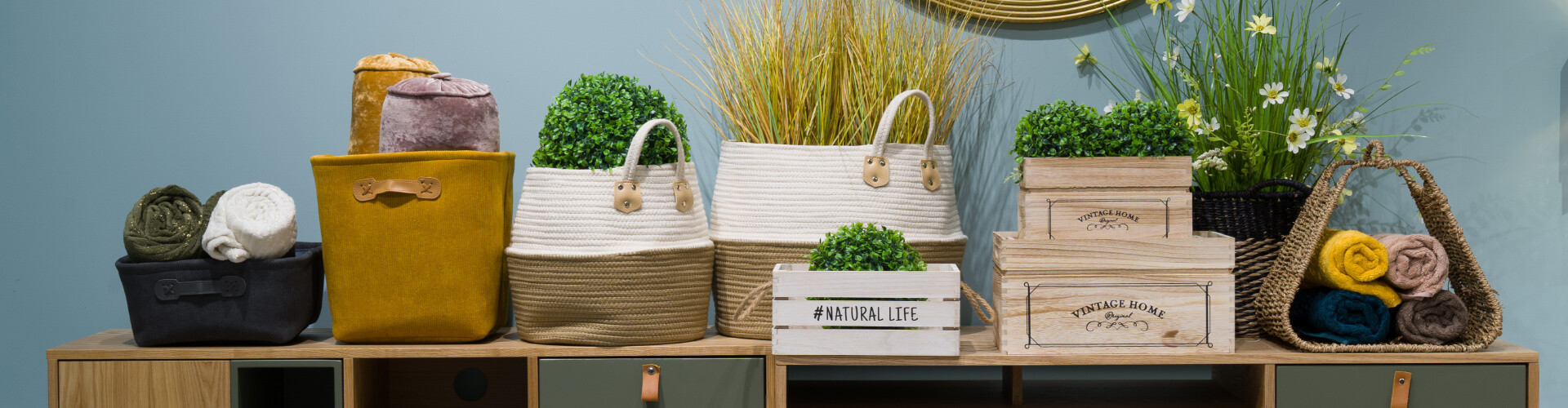 КОРОБКИ И КОРЗИНЫ